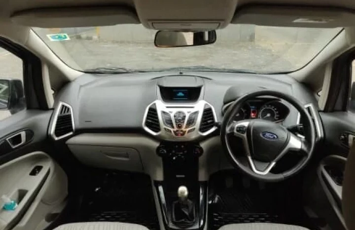 Ford Ecosport 1.5 Petrol Titanium full