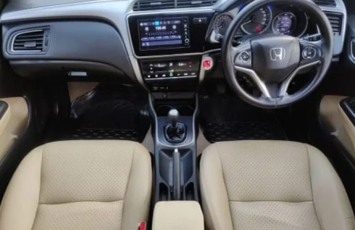Honda City V CVT full