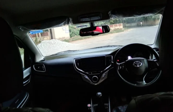 Toyota Glanza V full