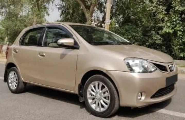 Toyota Etios Liva 1.2 VX full