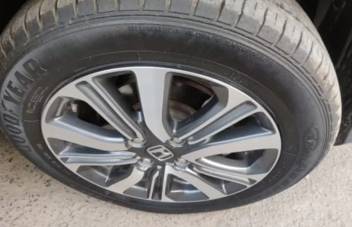 Honda City V CVT full